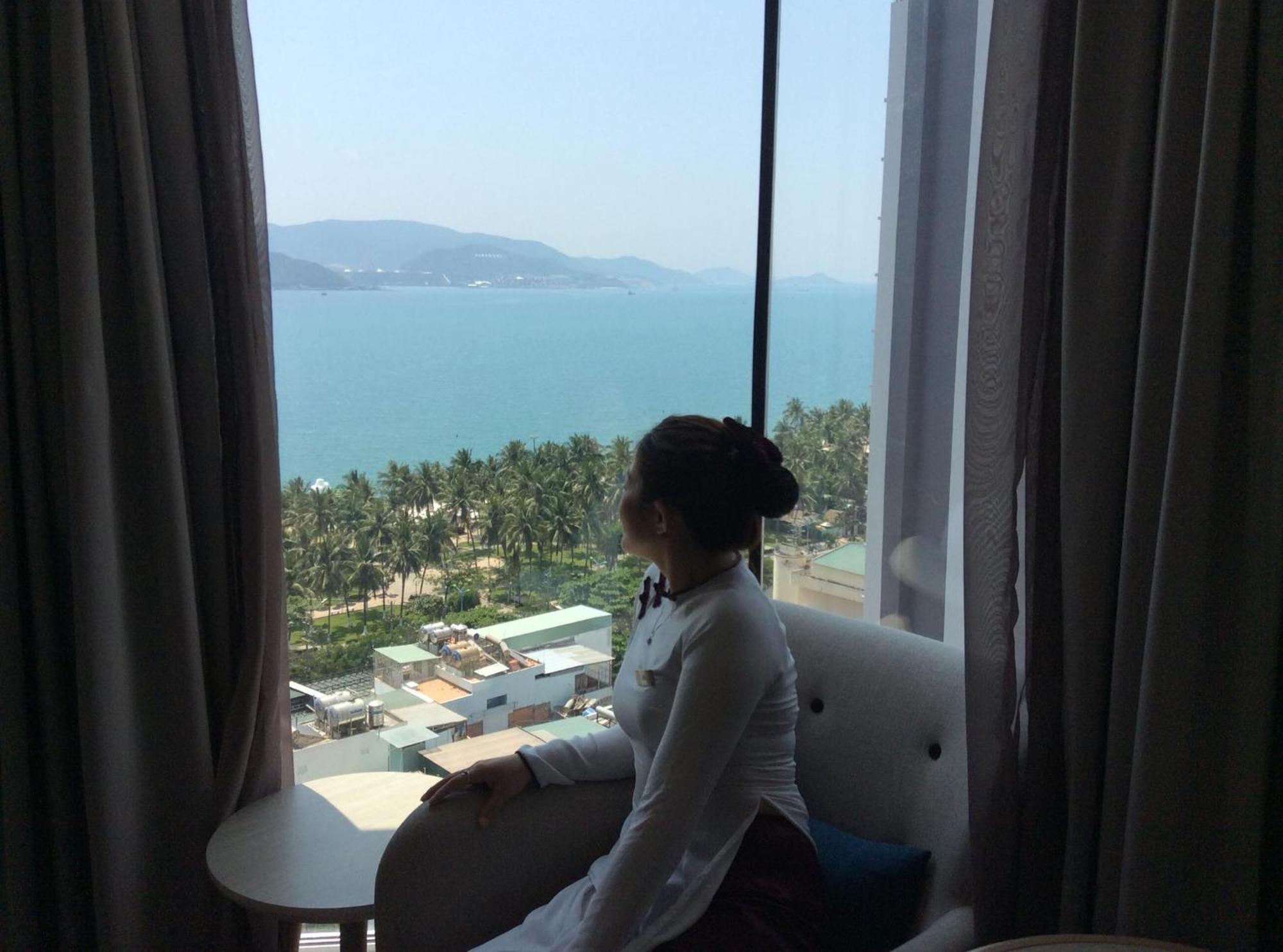 Liberty Central Nha Trang Hotel Екстериор снимка